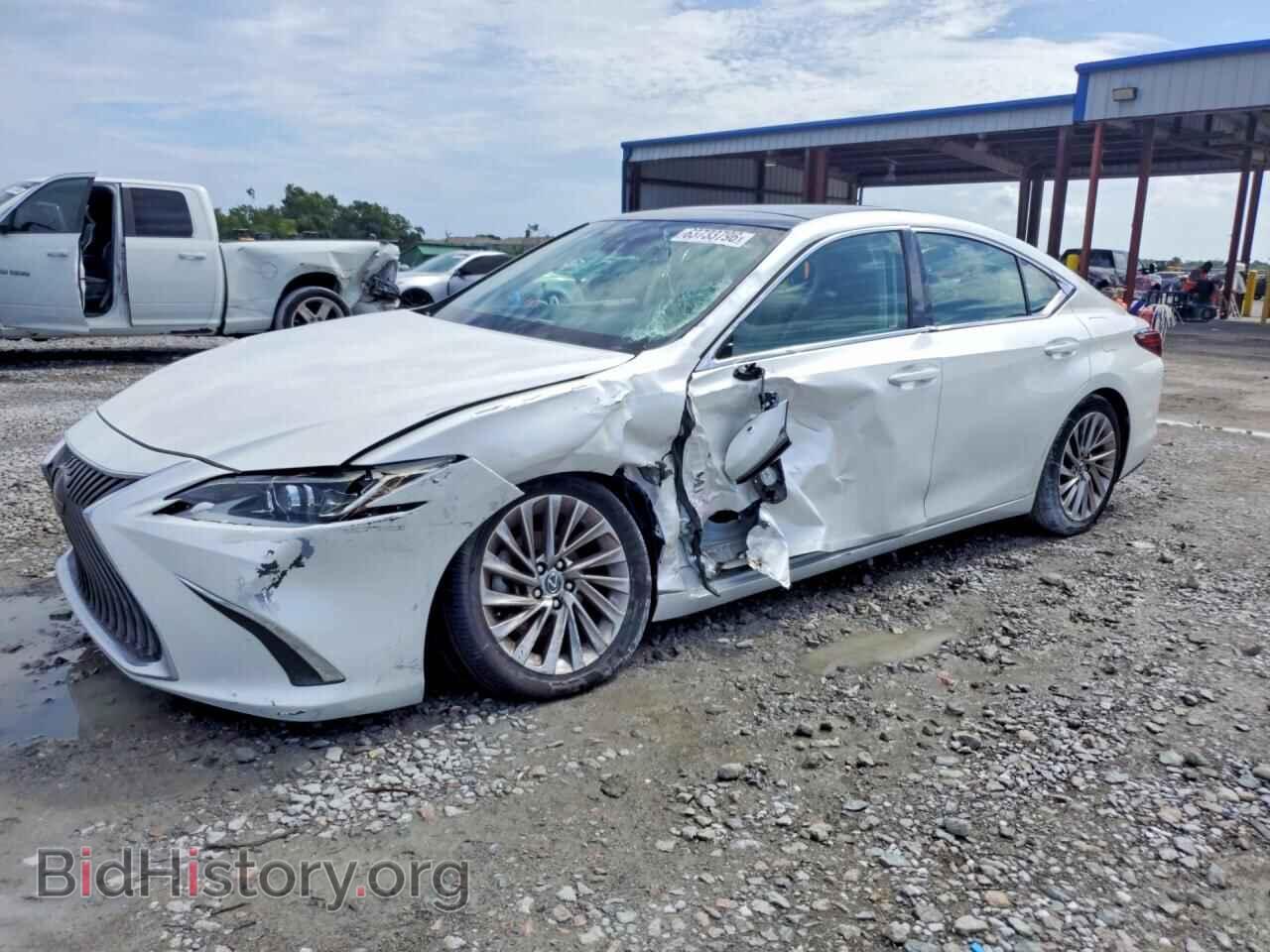 Photo 58ABZ1B15KU013322 - LEXUS ES350 2019