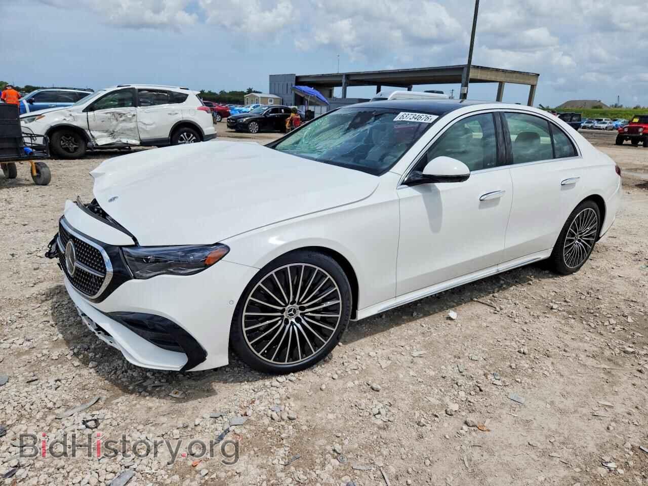 Photo W1KLF6BBXTA303790 - MERCEDES-BENZ E-CLASS 2026