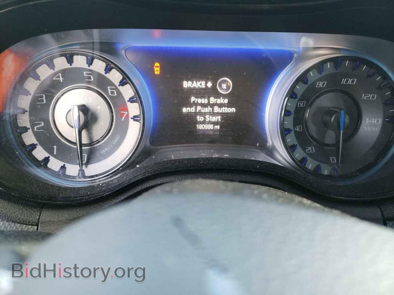 2015 CHRYSLER 300 - VIN: 2C3CCABG4FH893660 - Фото 8