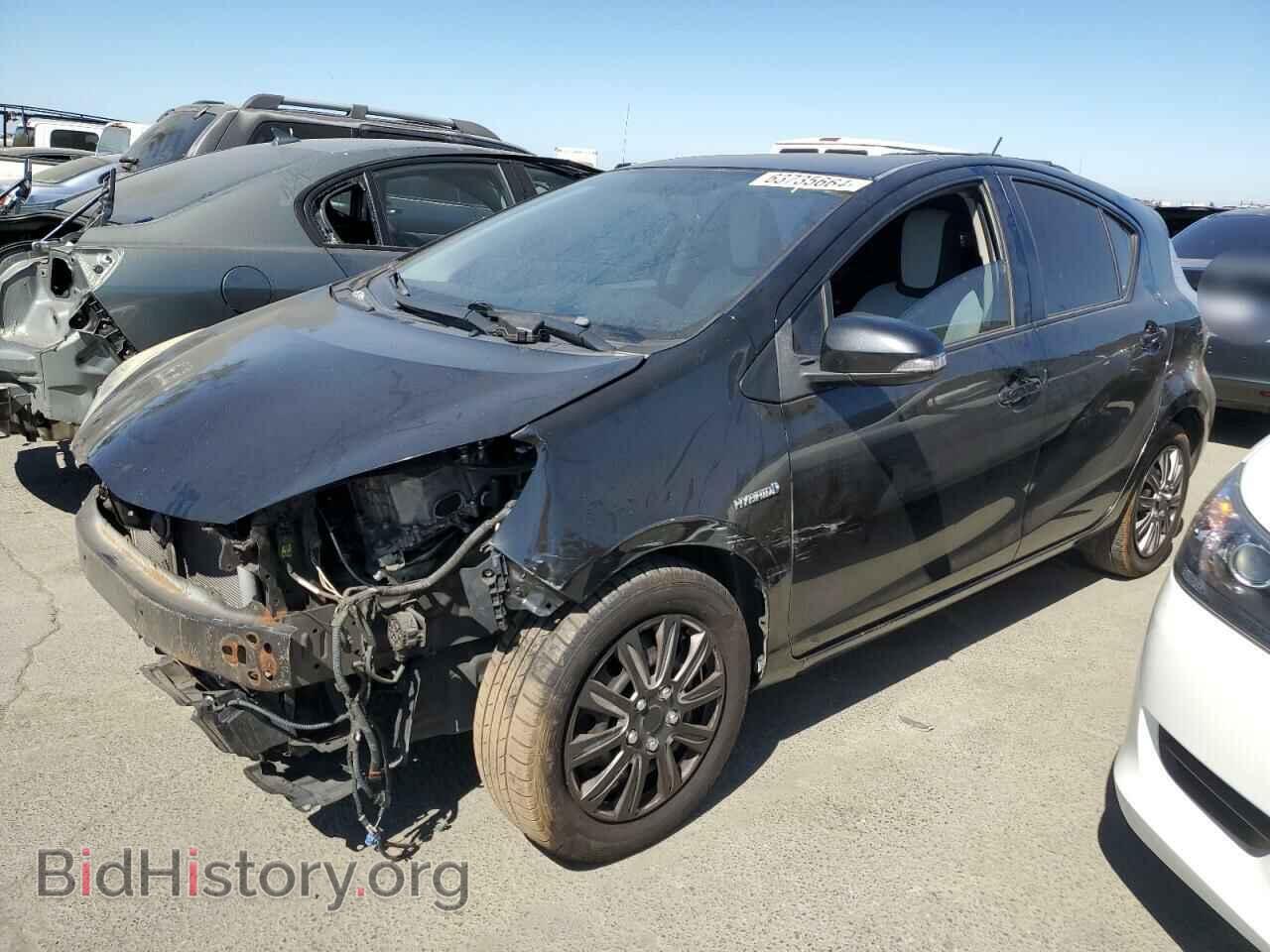Фотография JTDKDTB3XE1067051 - TOYOTA PRIUS 2014