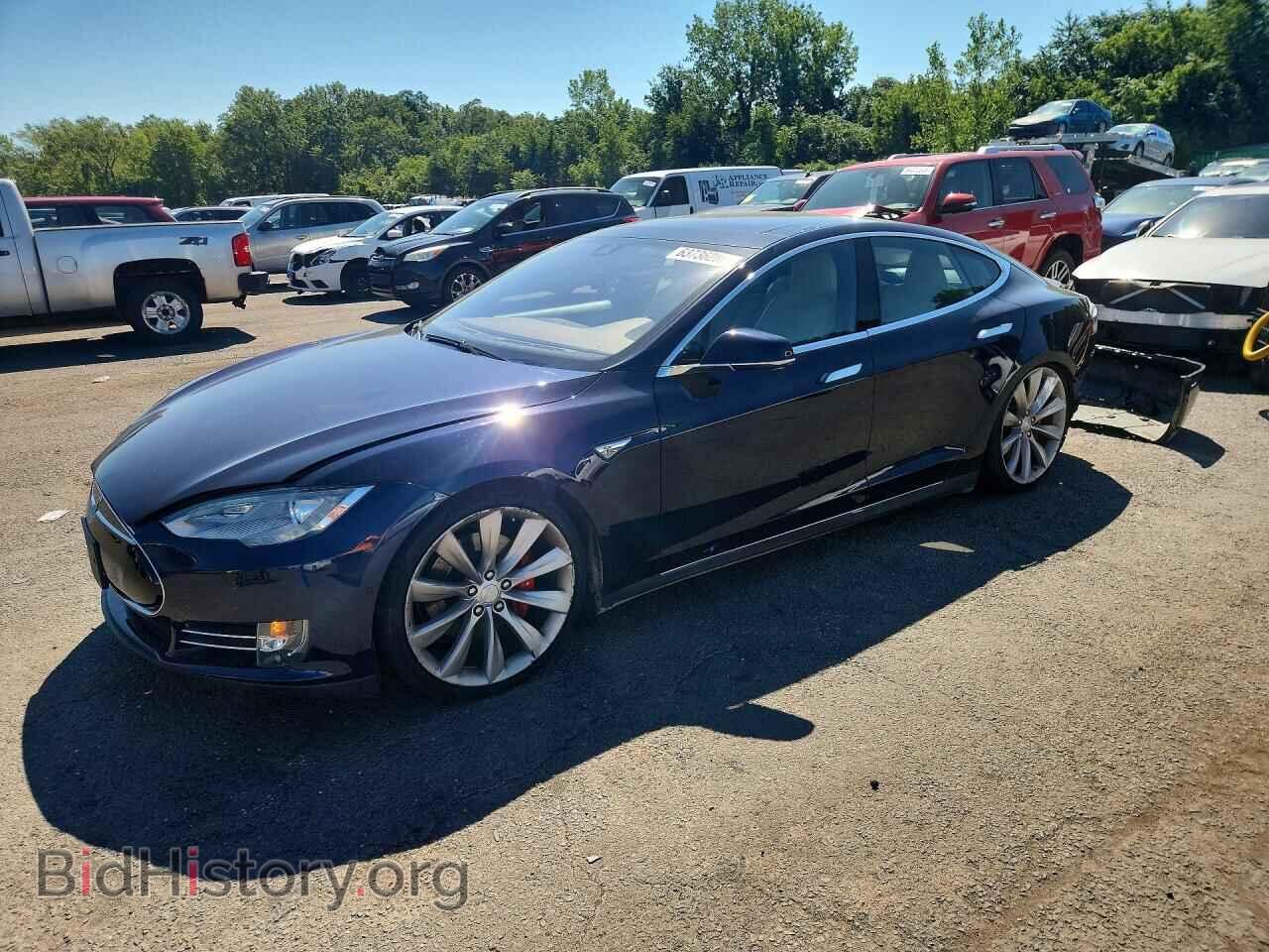 Фотография 5YJSA1H21FFP70204 - TESLA MODEL S 2015