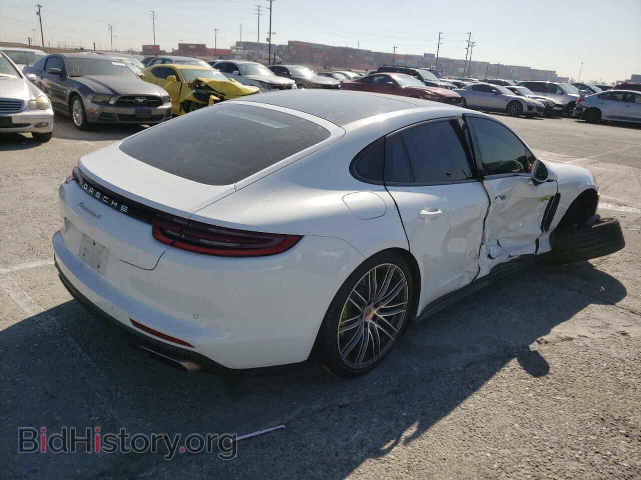 2019 PORSCHE PANAMERA - VIN: WP0AE2A75KL123338 - Фото 4