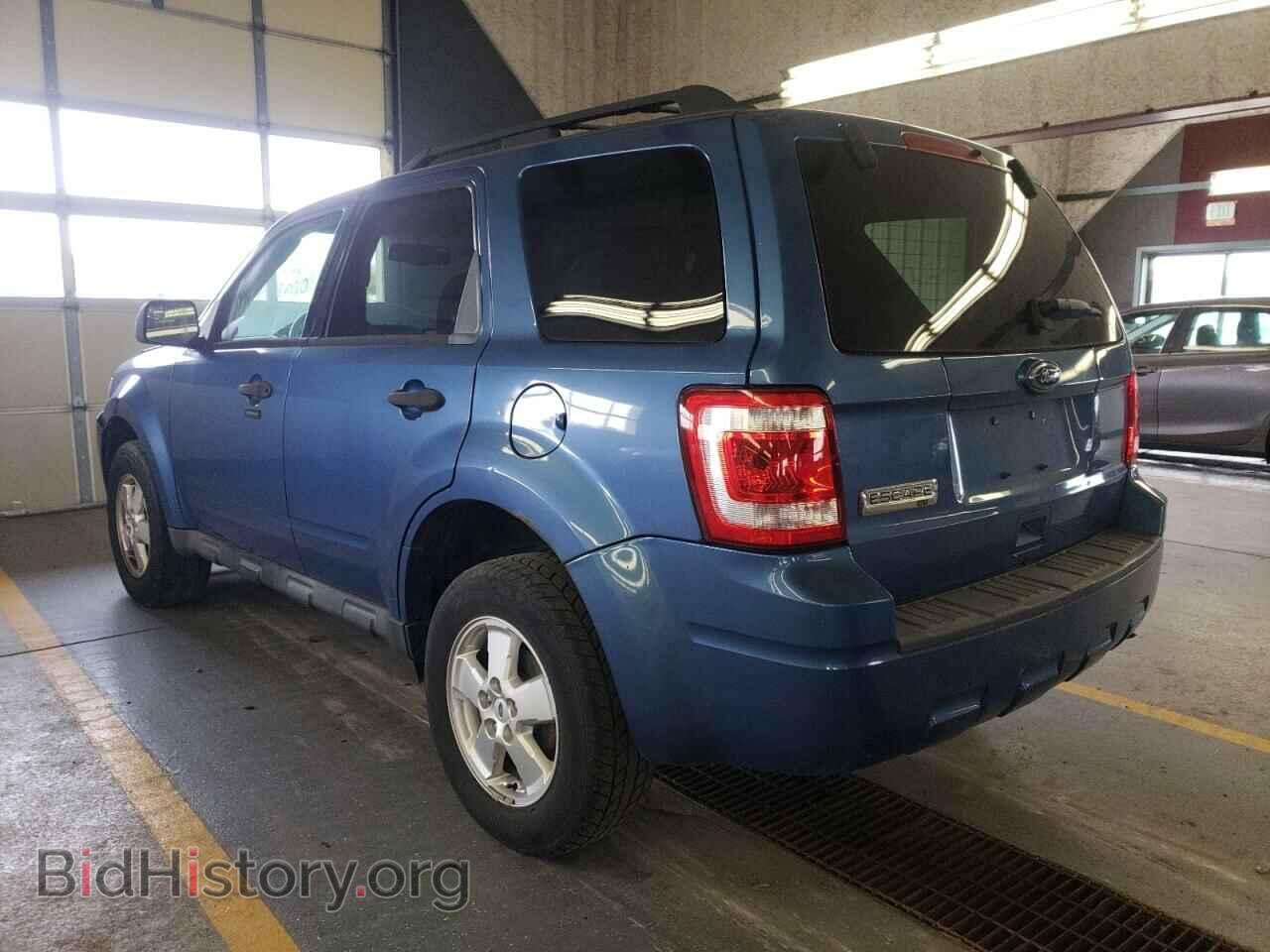 2010 FORD ESCAPE - VIN: 1FMCU0D70AKC66645 - Фото 3