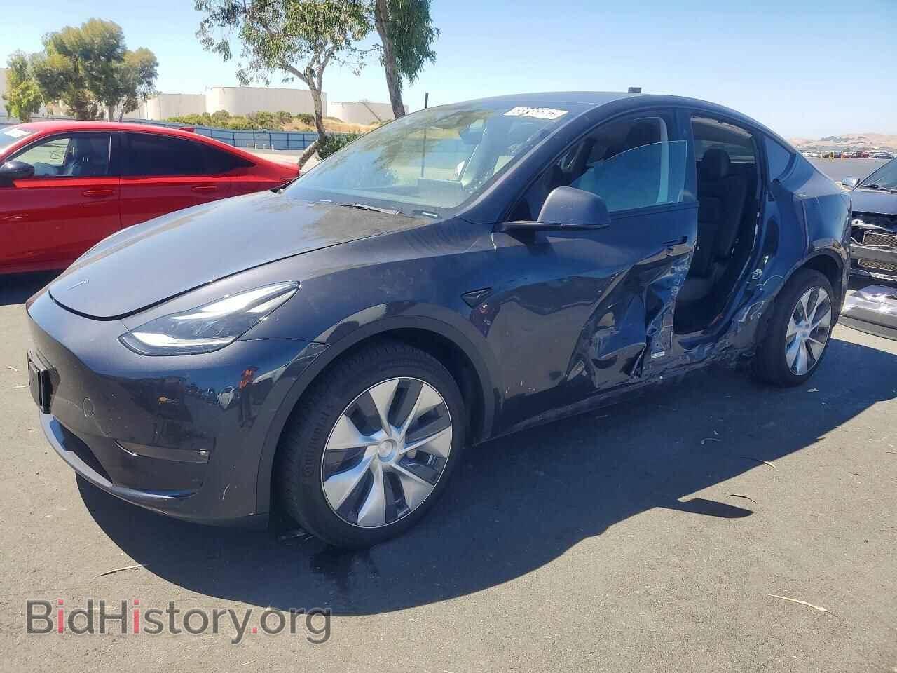 Фотография 7SAYGDEEXRF025256 - TESLA MODEL Y 2024