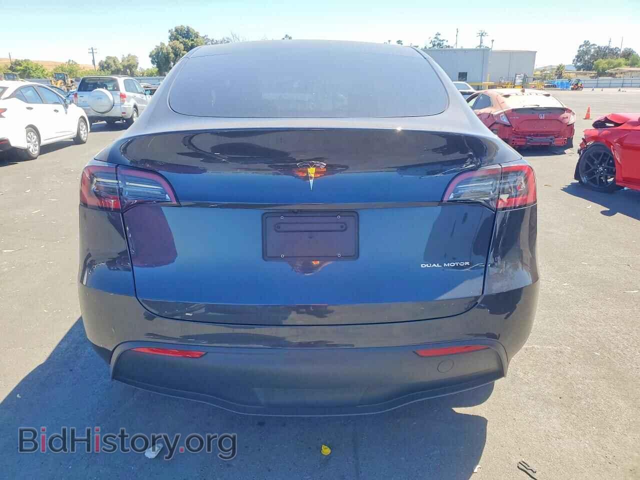 2024 TESLA MODEL Y - VIN: 7SAYGDEEXRF025256 - Фото 6
