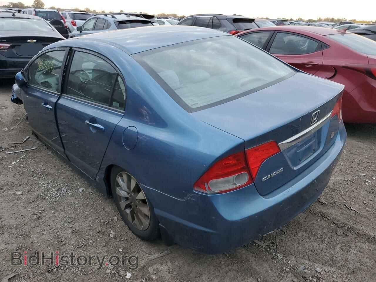 2009 HONDA CIVIC - VIN: 19XFA16879E002004 - Фото 3