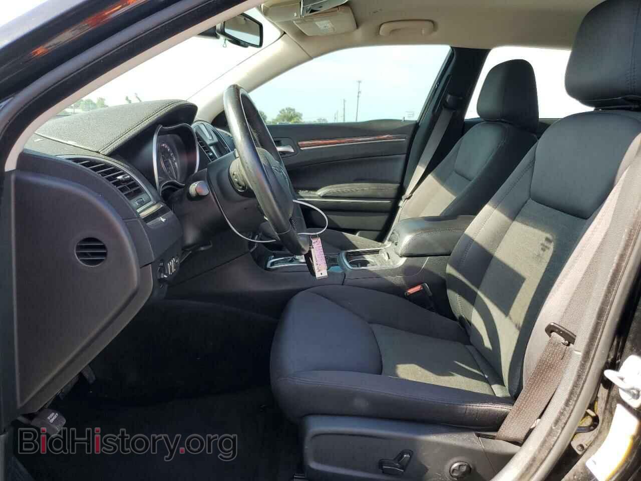 2019 CHRYSLER 300 - VIN: 2C3CCAAGXKH507240 - Фото 7