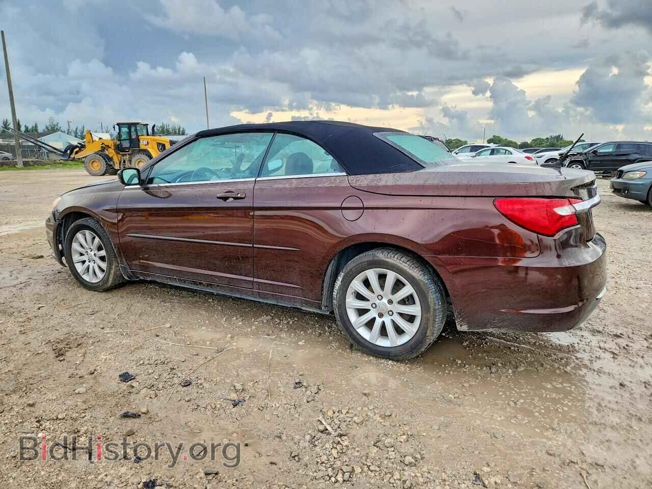 2013 CHRYSLER 200 - VIN: 1C3BCBEG9DN623518 - Фото 2