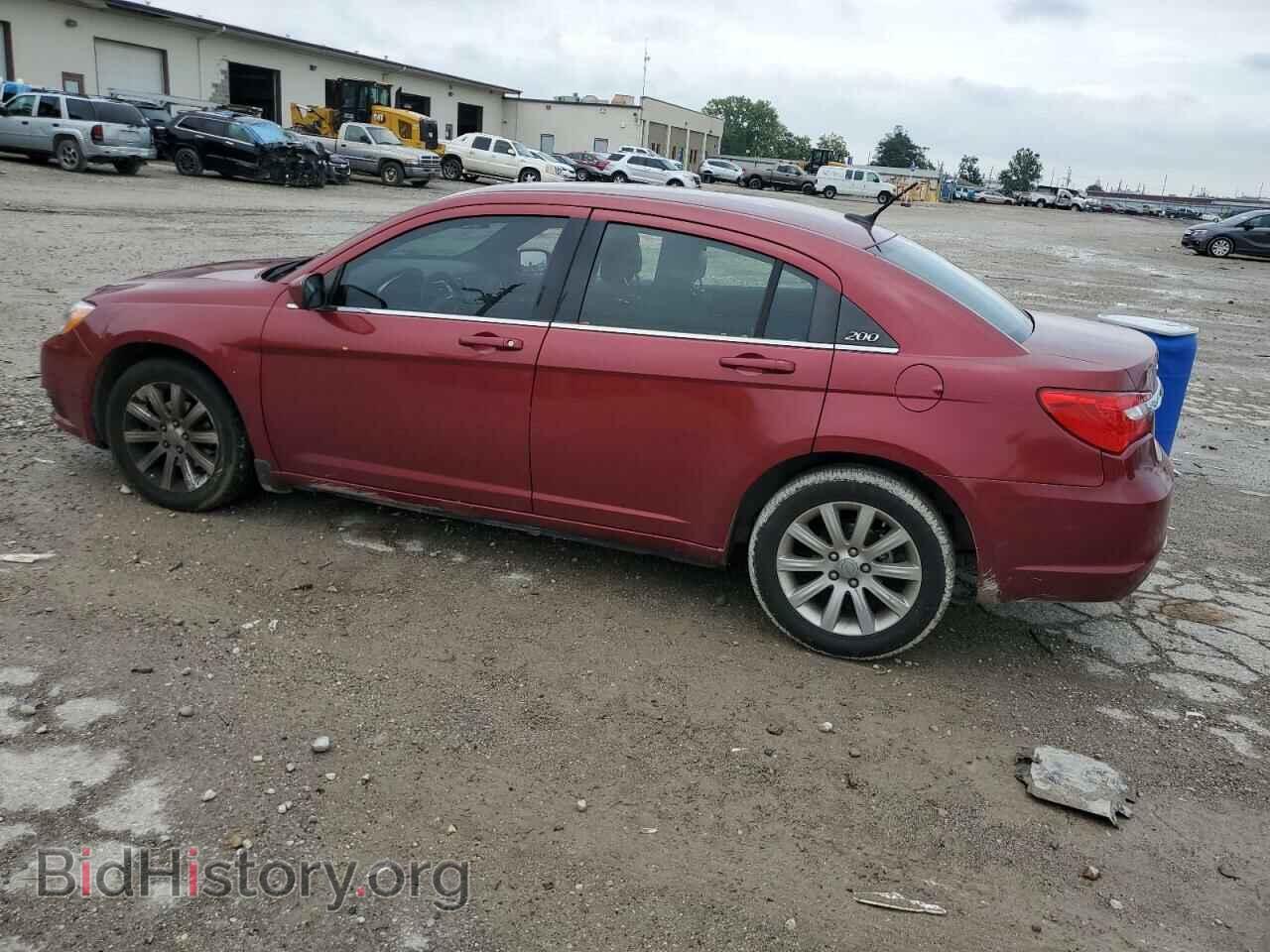 2011 CHRYSLER 200 - VIN: 1C3BC1FB1BN583980 - Фото 2