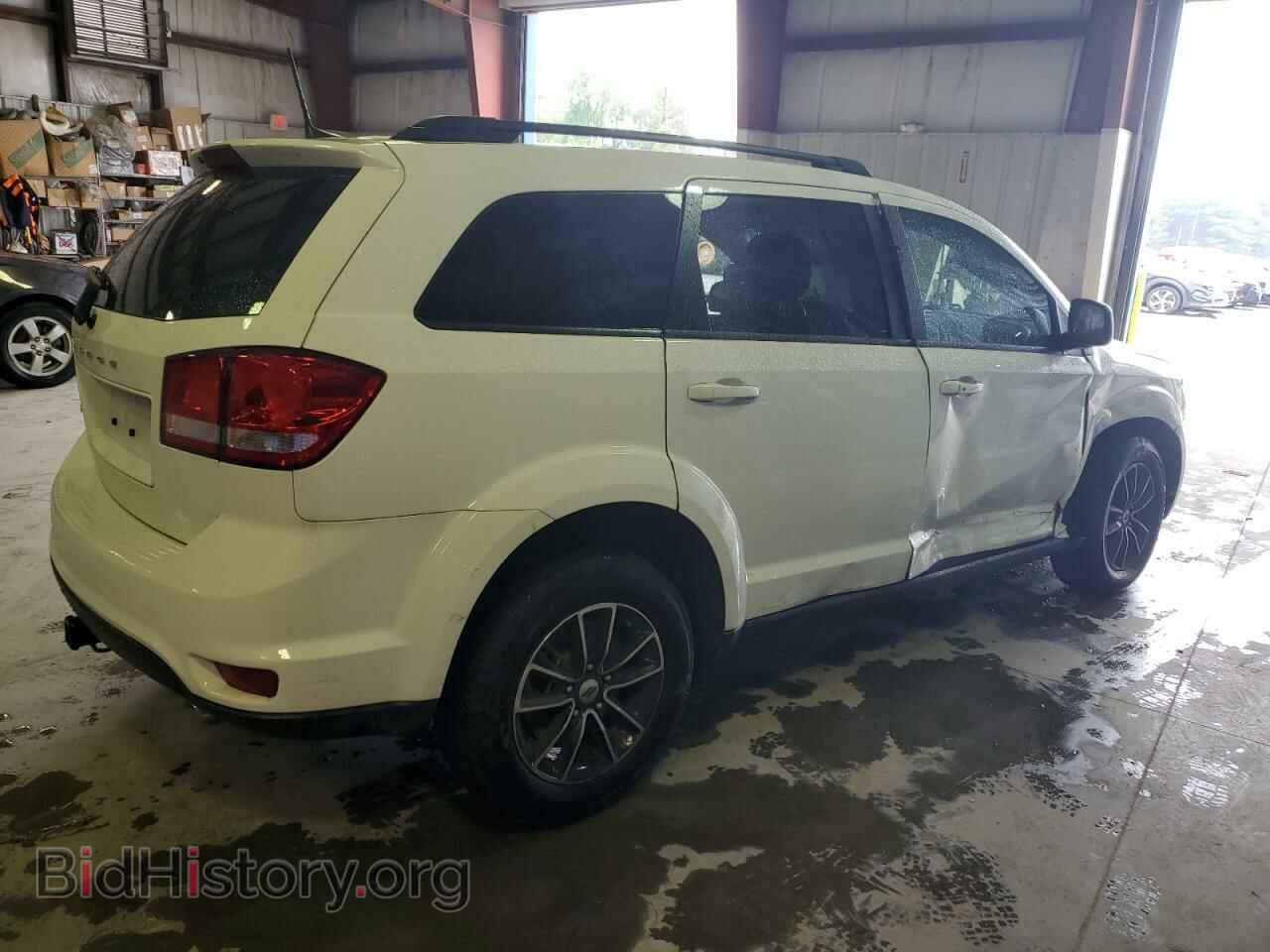 2019 DODGE JOURNEY - VIN: 3C4PDDBG0KT759614 - Фото 3