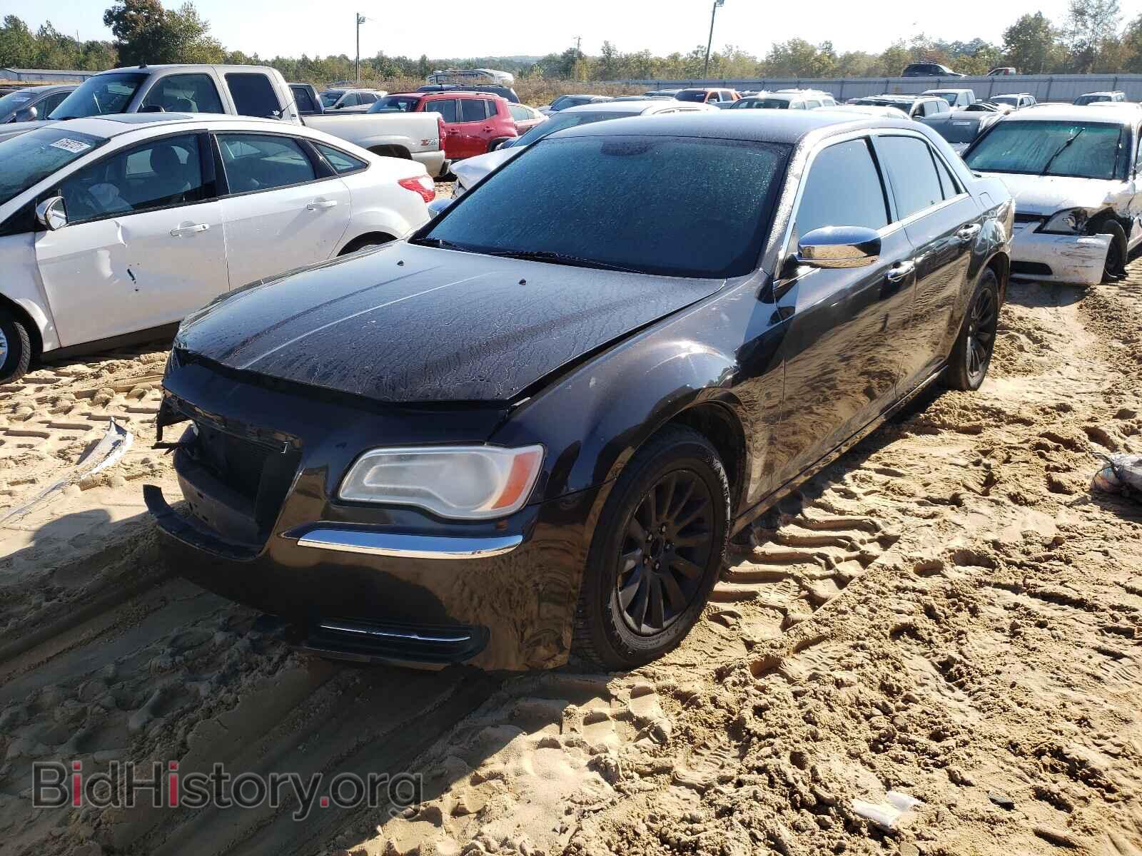2013 CHRYSLER 300 - VIN: 2C3CCAAG5DH703542 - Фото 2