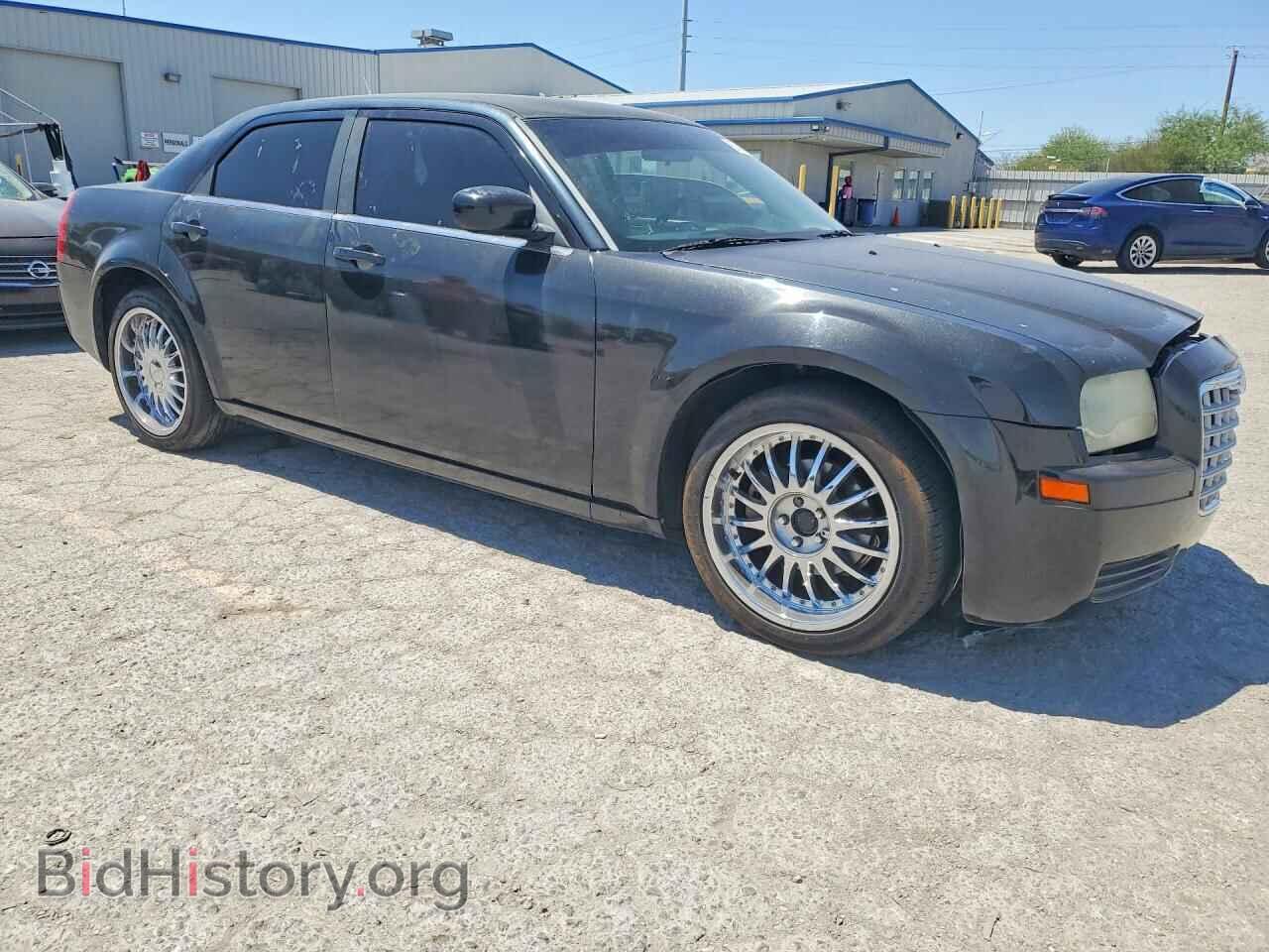 2008 CHRYSLER 300 - VIN: 2C3KA43R18H298240 - Фото 4