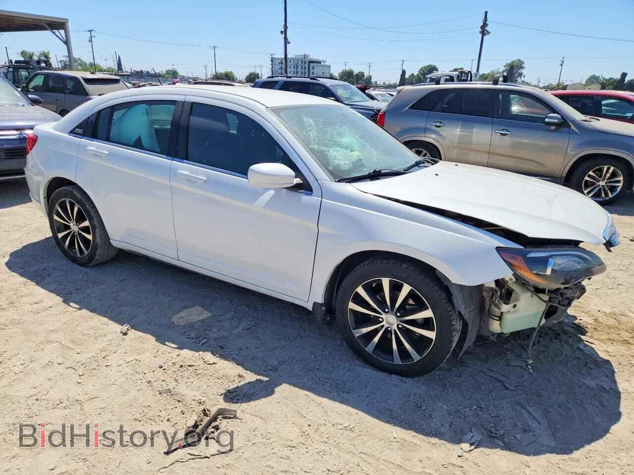 2013 CHRYSLER 200 - VIN: 1C3CCBBB7DN550257 - Фото 4