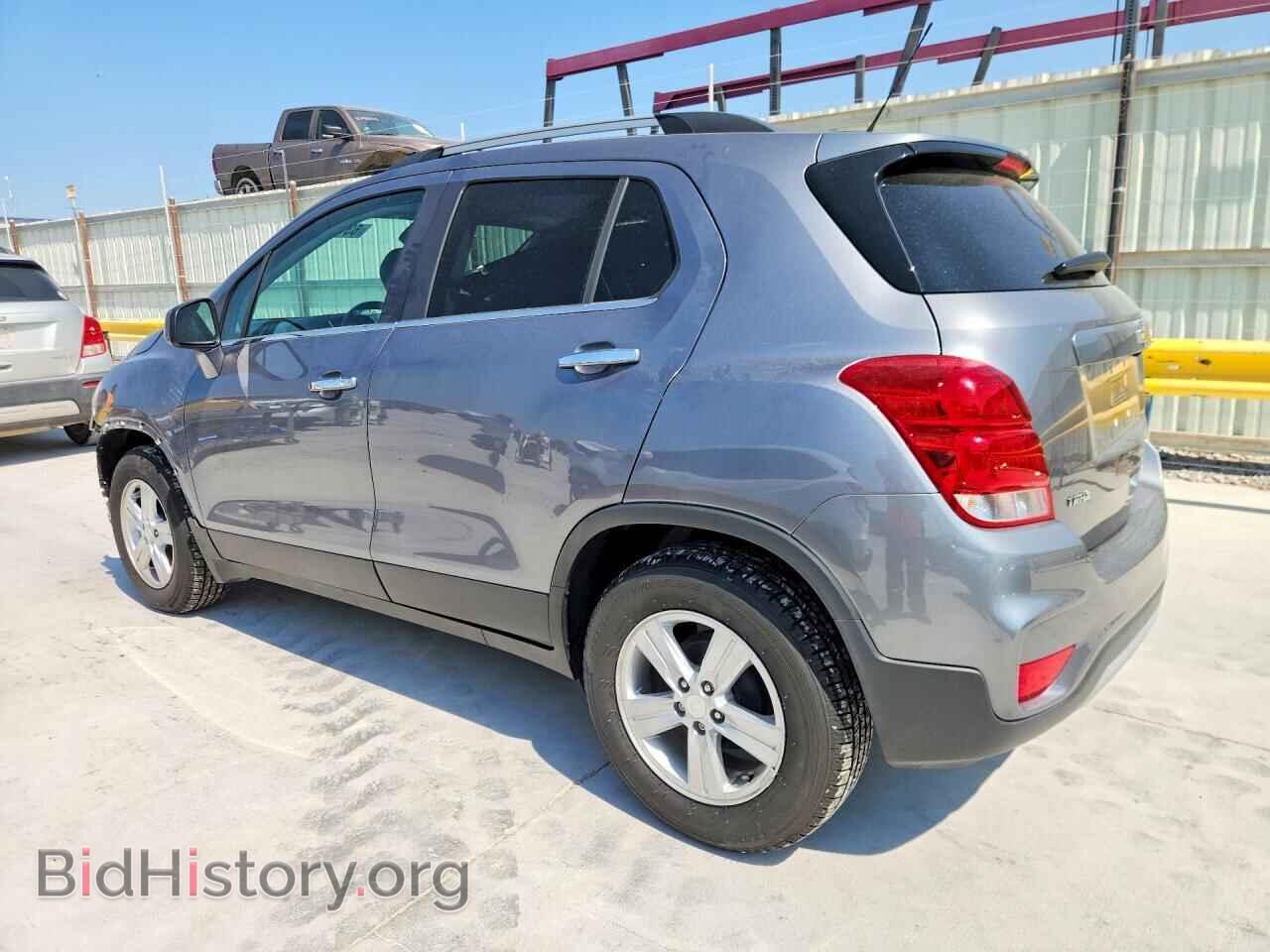 2020 CHEVROLET TRAX - VIN: 3GNCJLSB2LL301247 - Photo 2