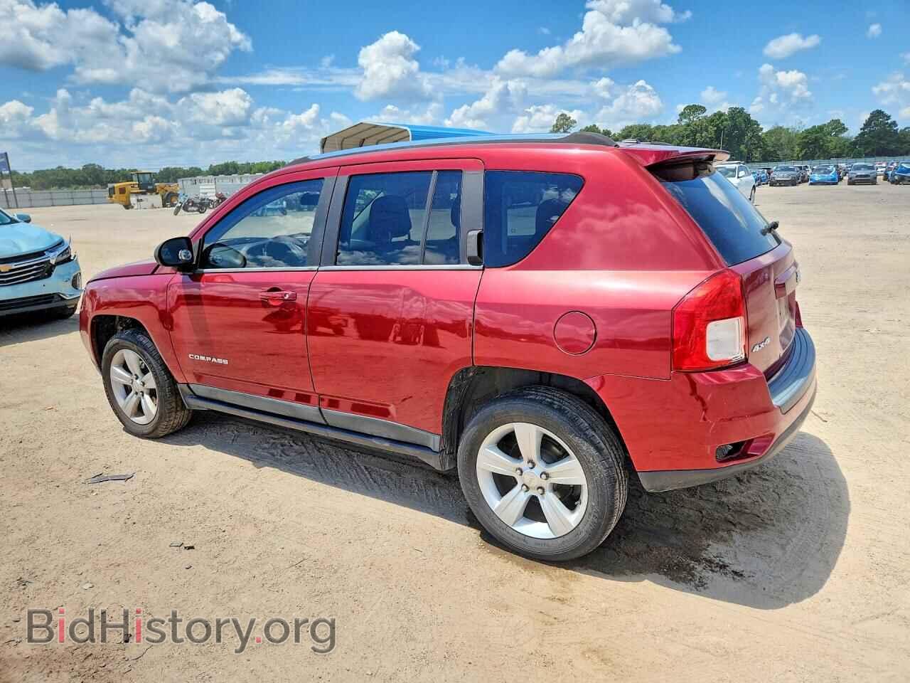 2011 JEEP COMPASS - VIN: 1J4NF1FB8BD174620 - Photo 2