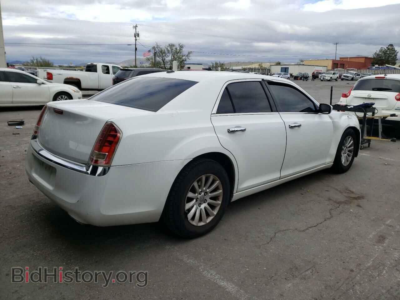 2012 CHRYSLER 300 - VIN: 2C3CCAAG6CH113882 - Фото 4