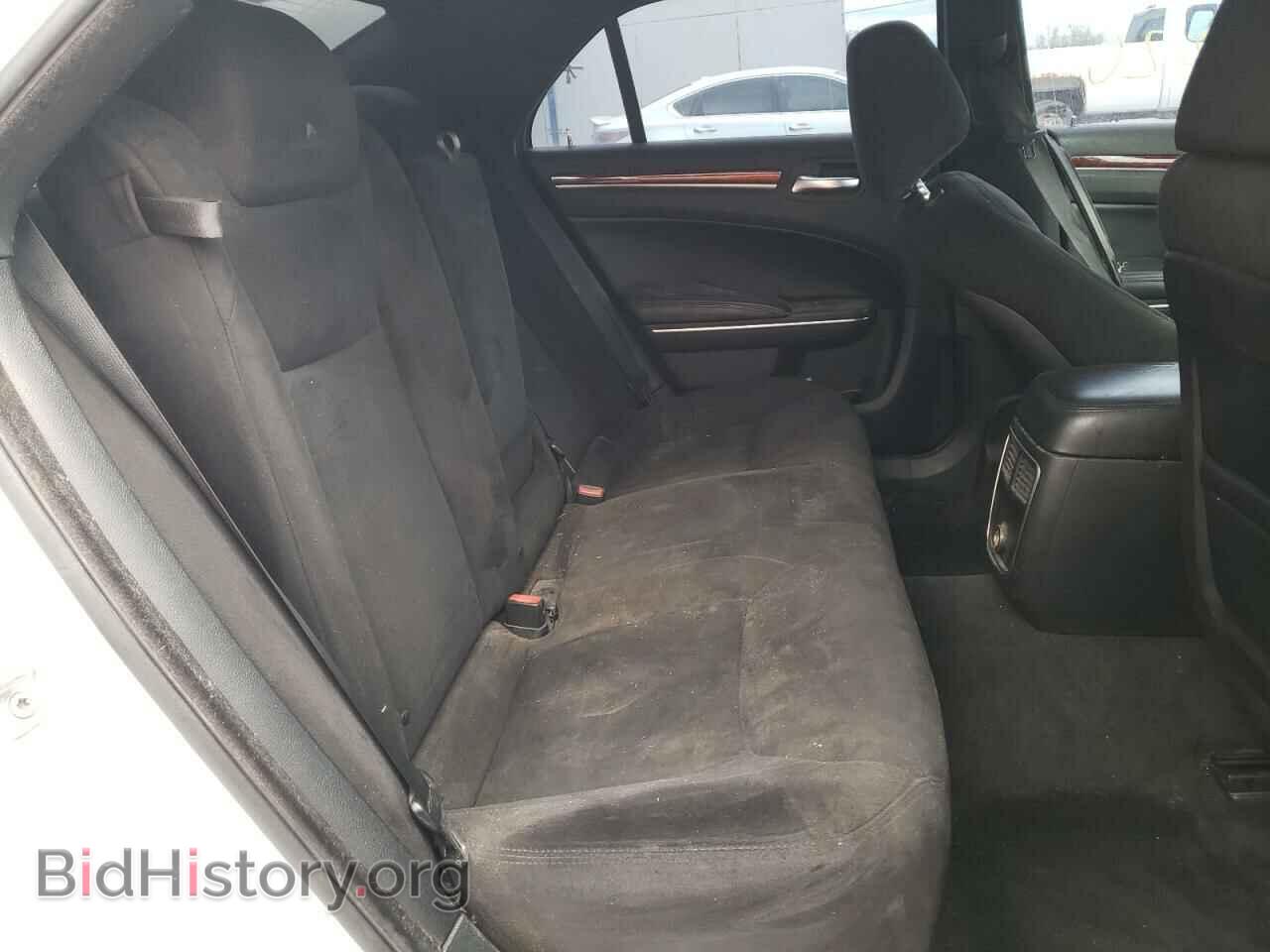 2012 CHRYSLER 300 - VIN: 2C3CCAAG6CH113882 - Фото 6