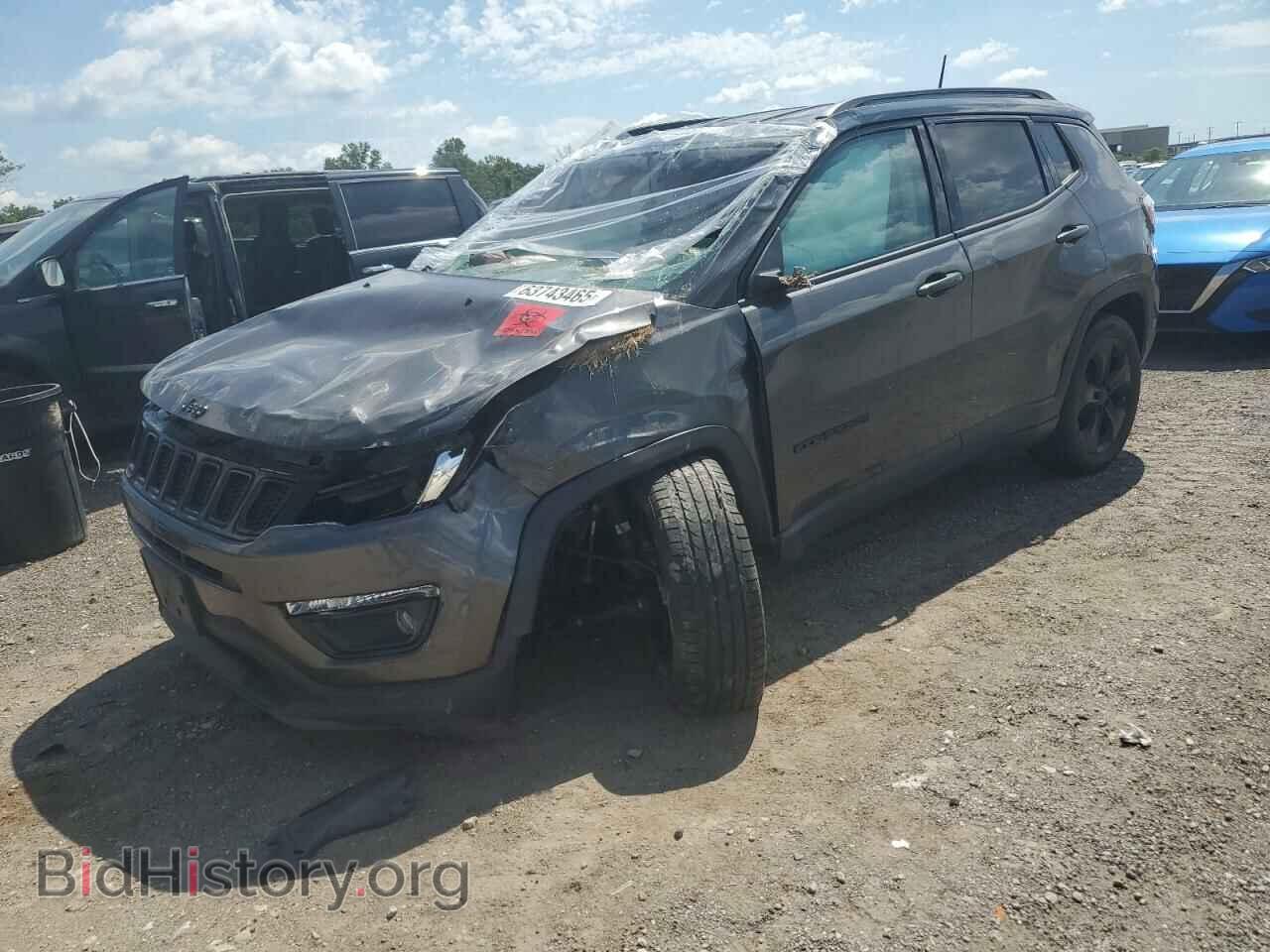 Фотография 3C4NJCBBXJT408304 - JEEP COMPASS 2018