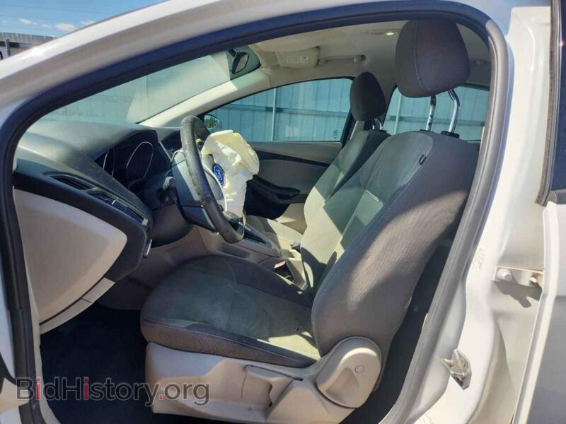2012 Ford FOCUS (VIN 1FAHP3F27CL192129) — фото 7 из 14
