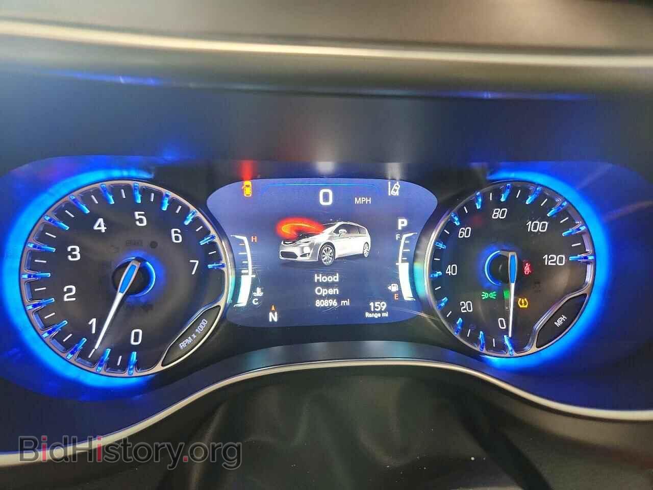 2018 CHRYSLER PACIFICA - VIN: 2C4RC1GG4JR260755 - Photo 9