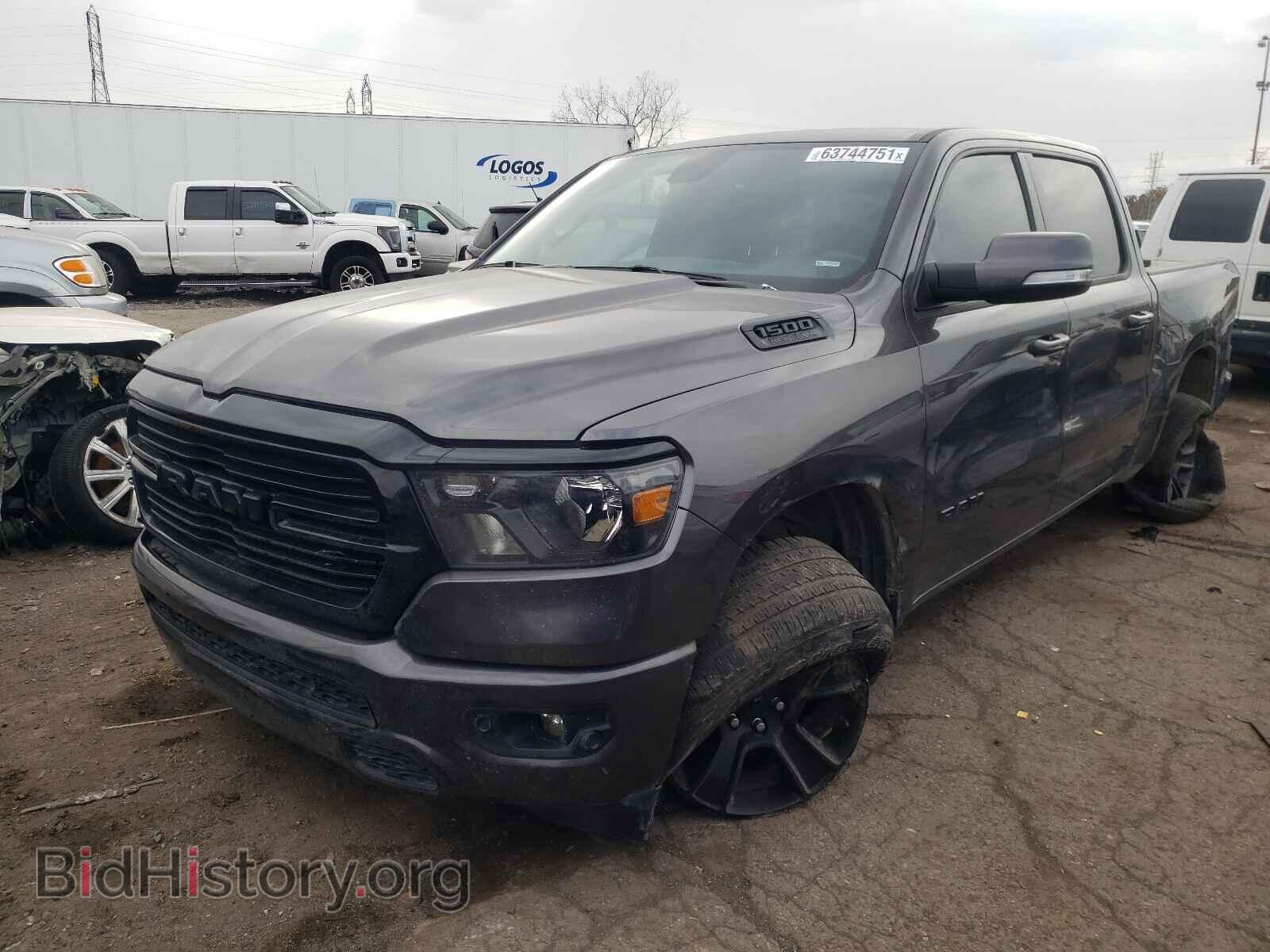 2020 RAM 1500 - VIN: 1C6SRFFT1LN182163 - Фото 2