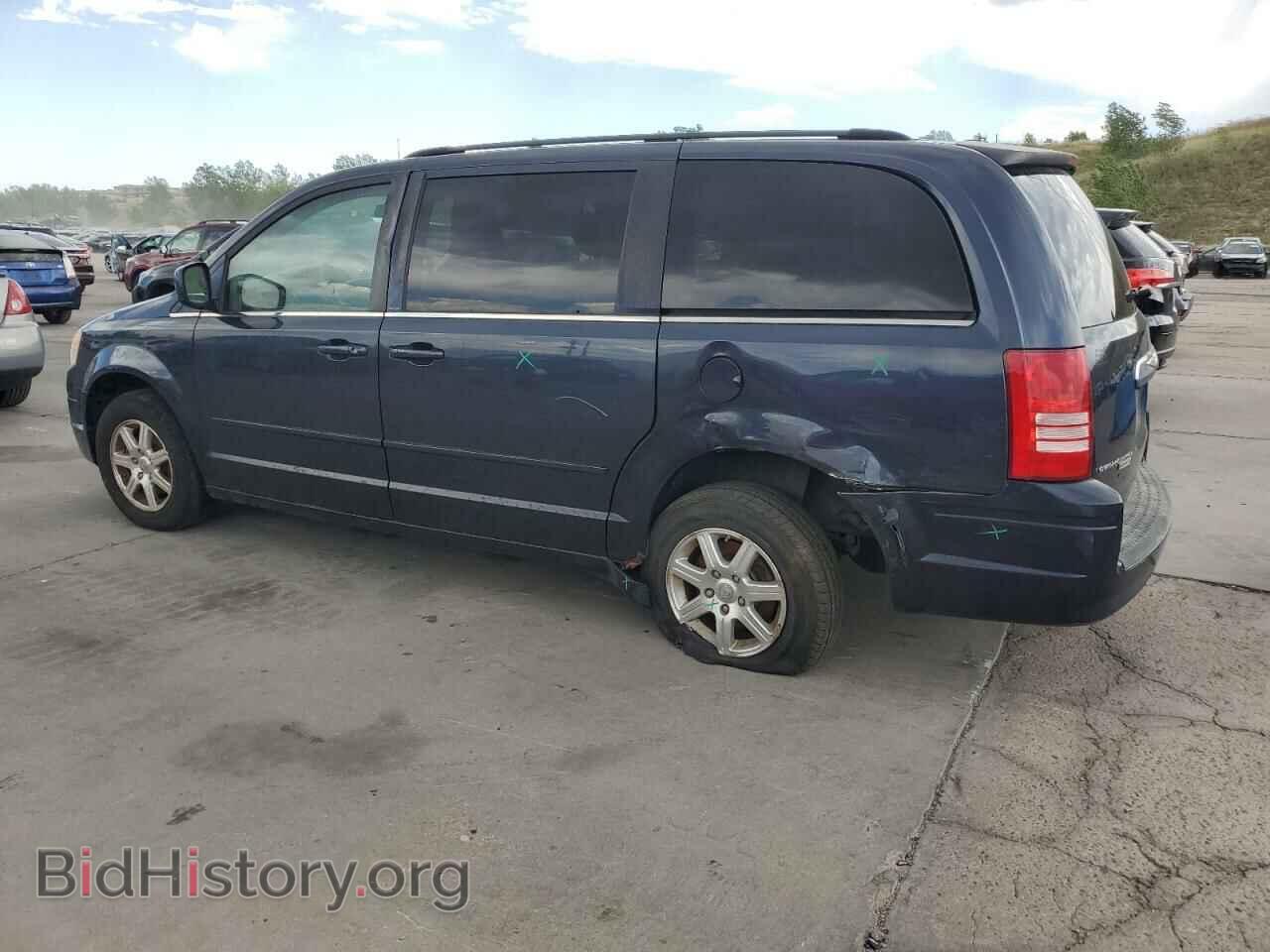 2008 CHRYSLER MINIVAN - VIN: 2A8HR54P28R791753 - Фото 2