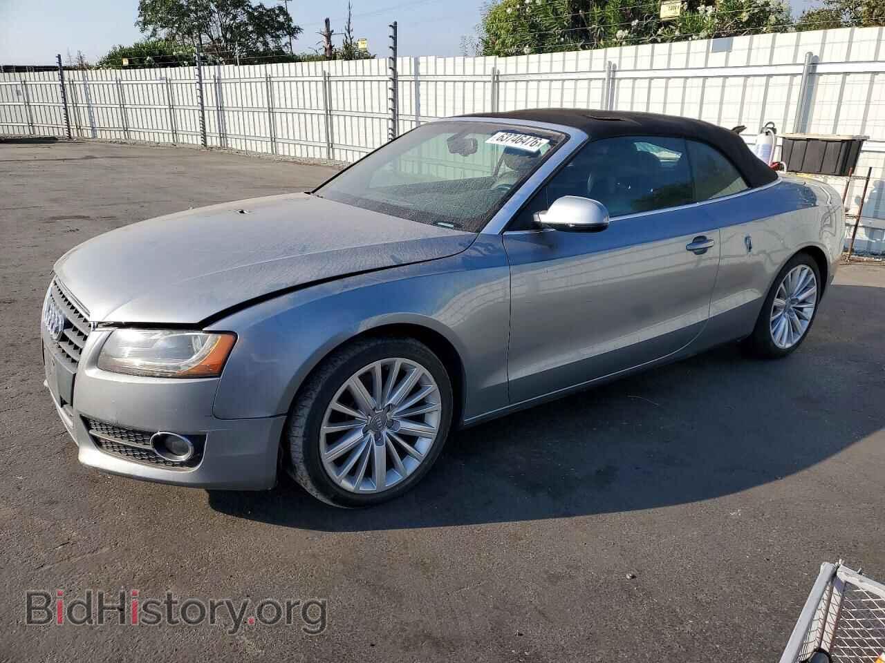 Photo WAULFAFH4BN013898 - AUDI A5 2011