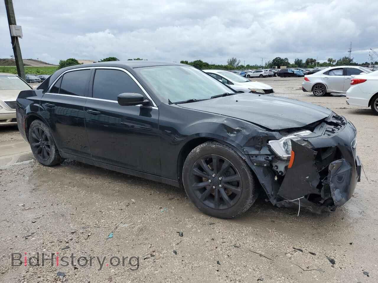 2015 CHRYSLER 300 - VIN: 2C3CCARG9FH854052 - Фото 4