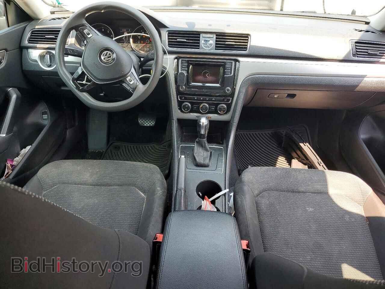 2017 VOLKSWAGEN PASSAT - VIN: 1VWAT7A38HC031839 - Фото 8