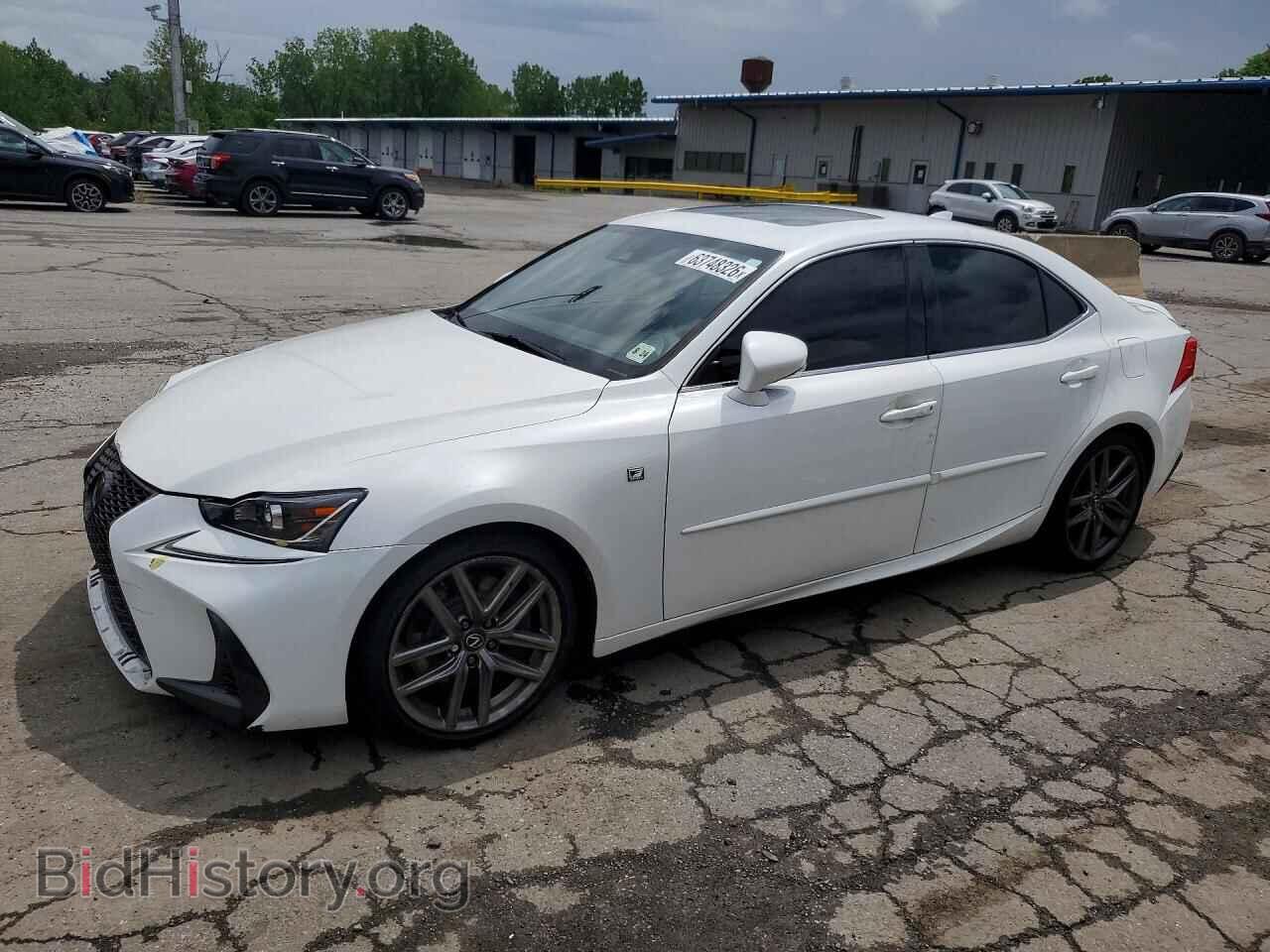 Photo JTHC81D26K5039526 - LEXUS IS 2019
