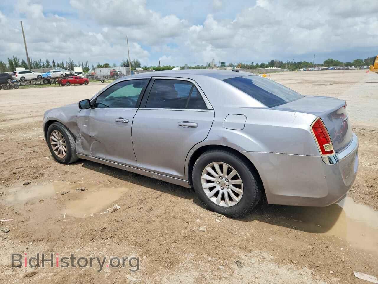 2014 CHRYSLER 300 - VIN: 2C3CCAAG6EH141670 - Photo 2