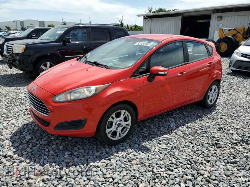 2015 Ford FIESTA SE (VIN 3FADP4EJ2FM199621) — фото 1 из 12, Copart, повреждение: мелкие вмятины и царапины