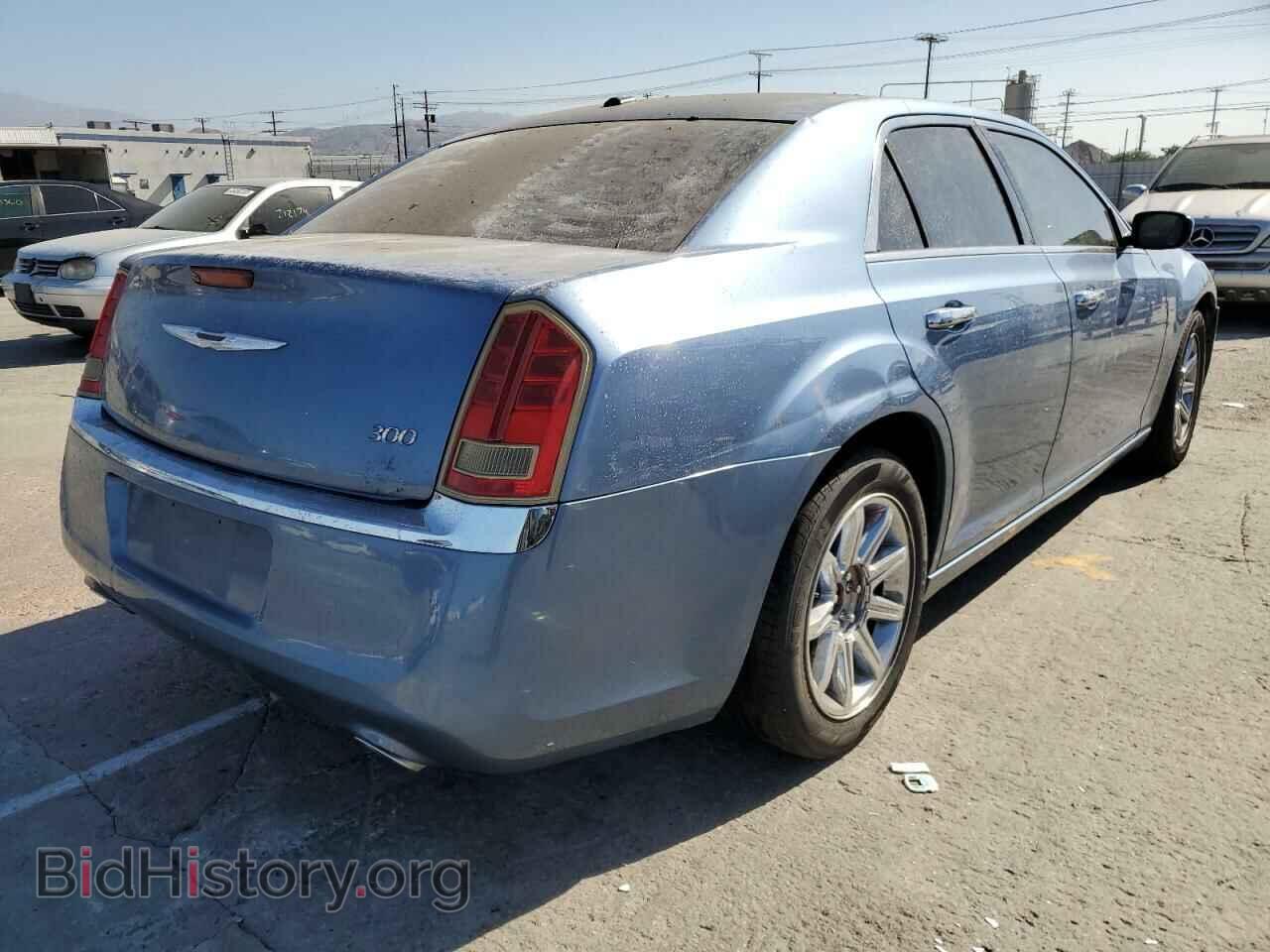 2011 CHRYSLER 300 - VIN: 2C3CA5CG4BH582901 - Фото 4