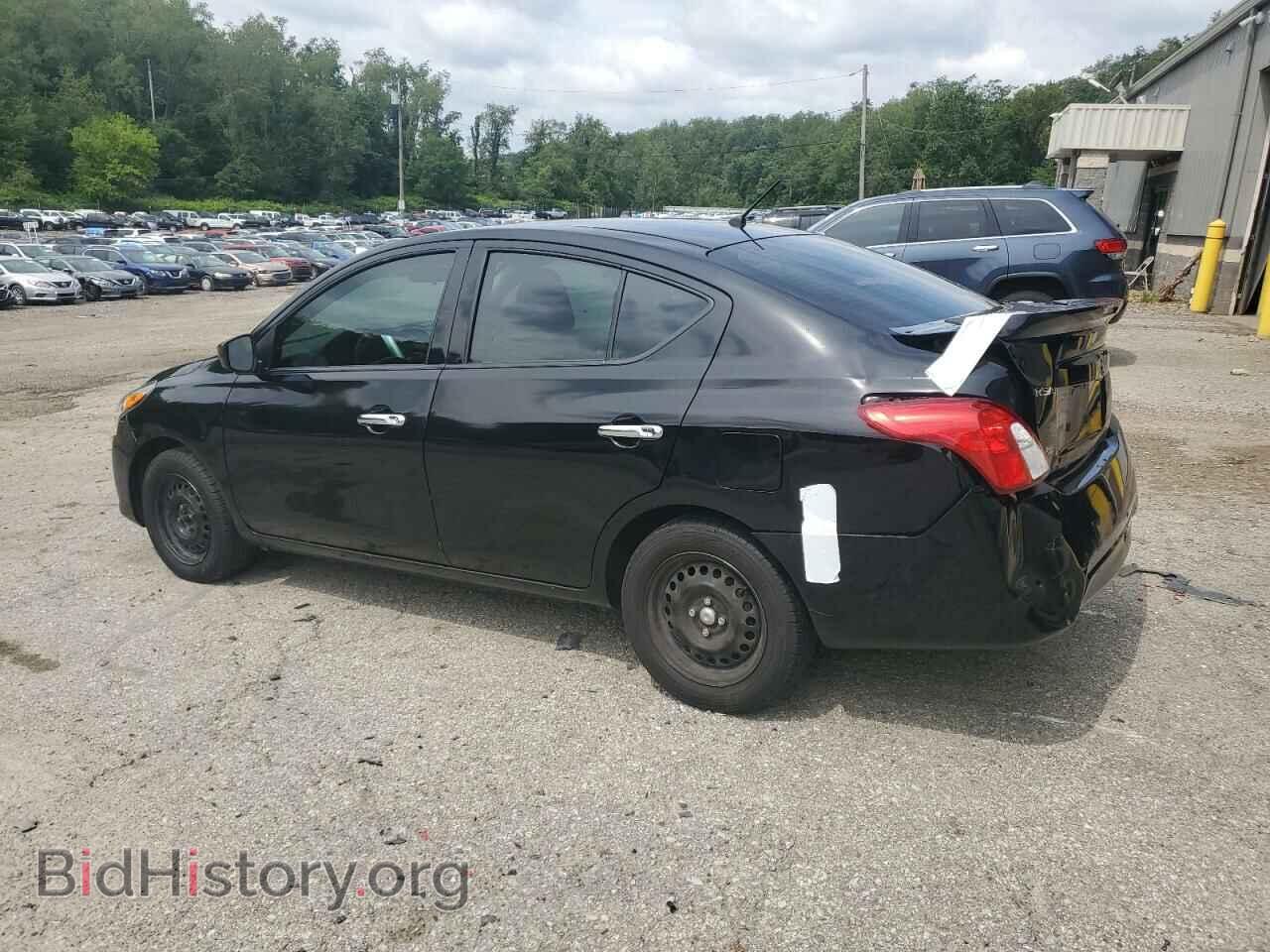 2019 NISSAN VERSA - VIN: 3N1CN7AP3KL813828 - Фото 2