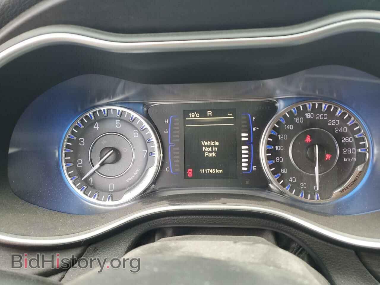 2016 CHRYSLER 200 - VIN: 1C3CCCFB4GN189929 - Фото 9