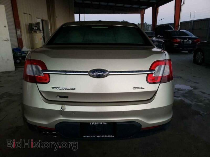 2011 Ford TAURUS (VIN 1FAHP2EW8BG168900) — фото 6 из 12