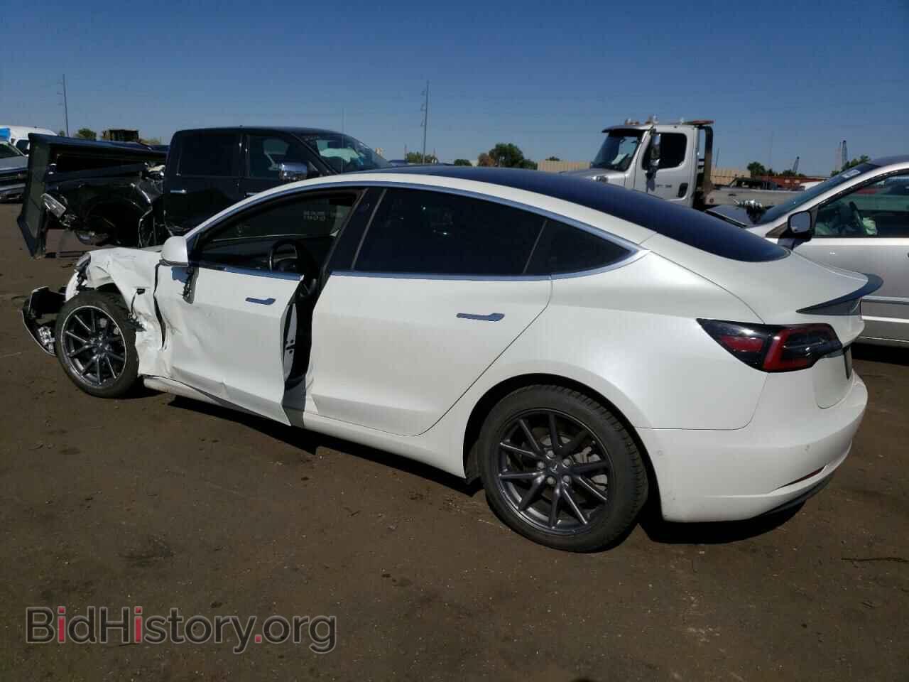 2018 TESLA MODEL 3 - VIN: 5YJ3E1EB2JF178879 - Фото 2