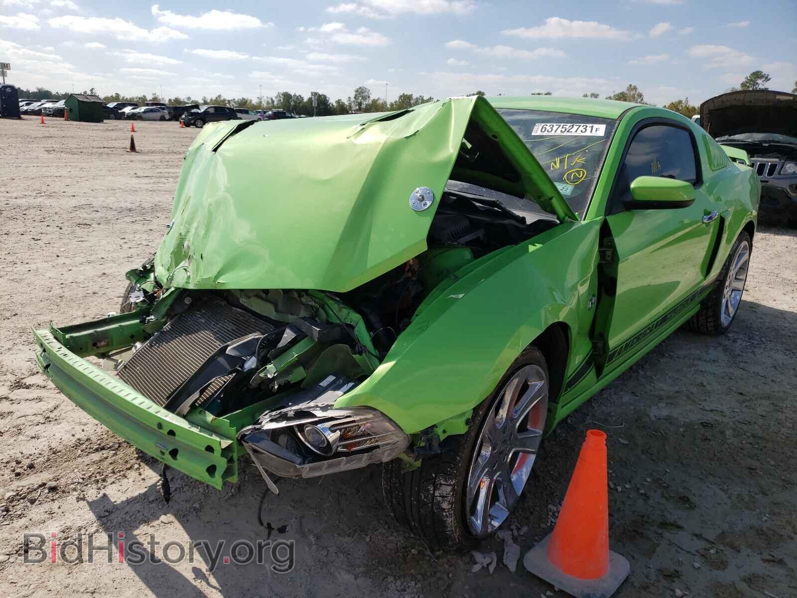 2013 FORD MUSTANG - VIN: 1ZVBP8CF9D5218625 - Фото 2