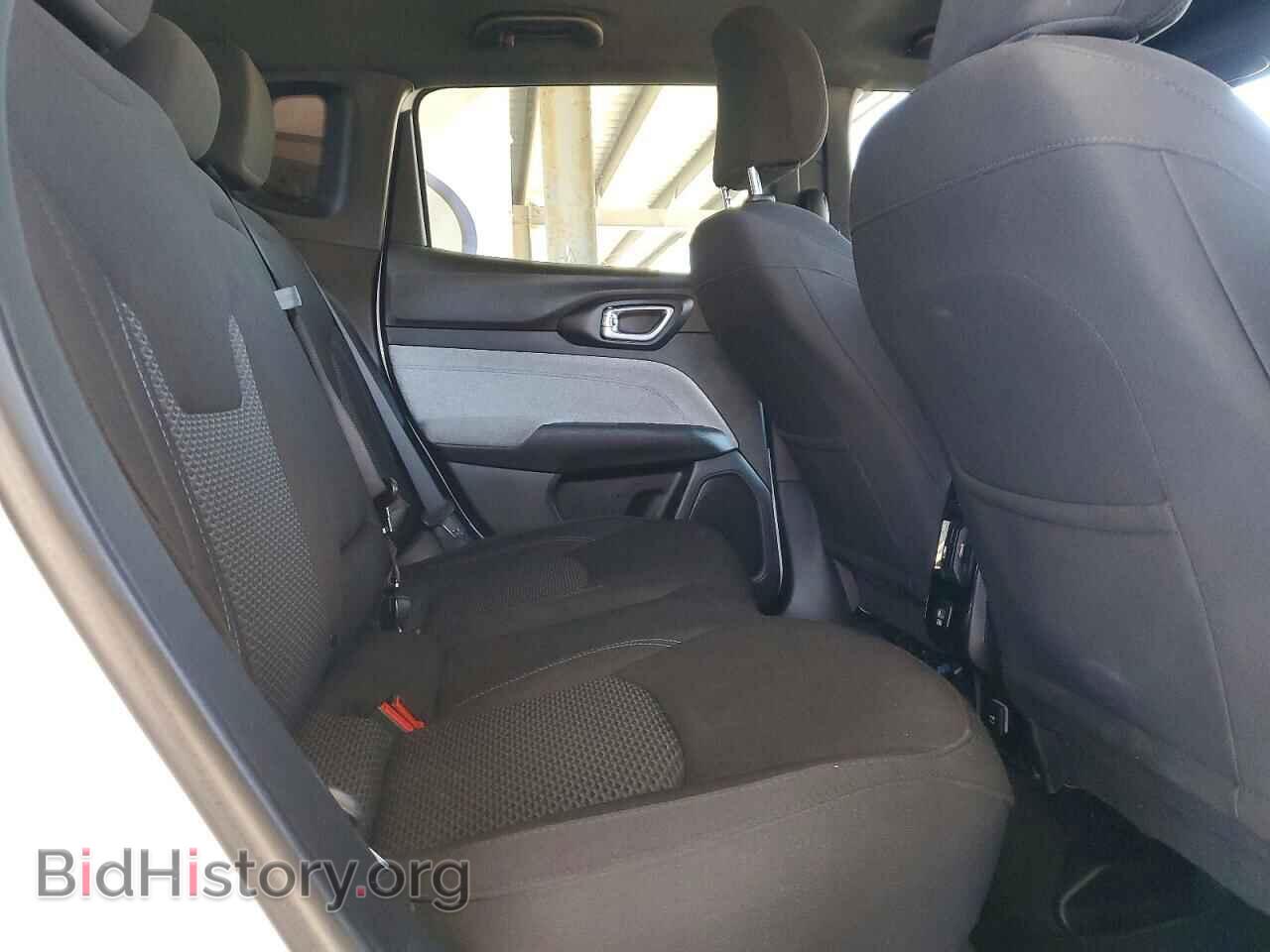 2024 JEEP COMPASS - VIN: 3C4NJDAN2RT601205 - Фото 10