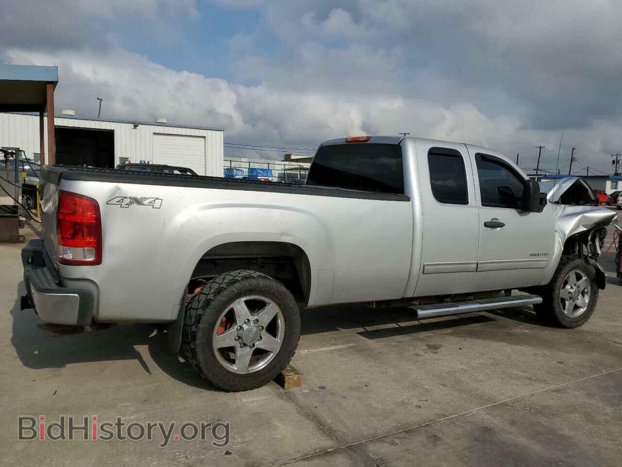 2011 GMC SIERRA - VIN: 1GT220CG2BZ381358 - Фото 3
