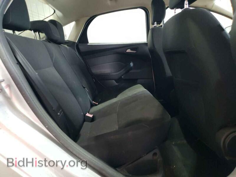 2015 Ford FOCUS (VIN 1FADP3F2XFL206608) — фото 10 из 14
