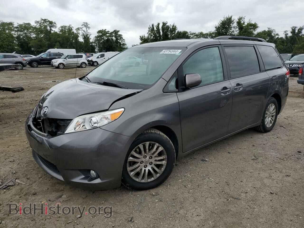Photo 5TDYK3DC1DS380147 - TOYOTA All Models 2013