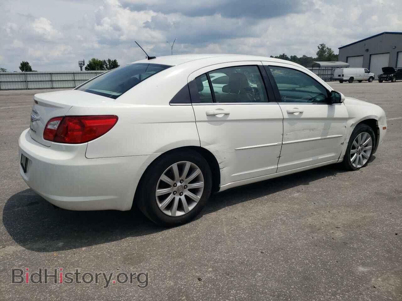 2010 CHRYSLER SEBRING - VIN: 1C3CC5FB7AN146852 - Фото 3
