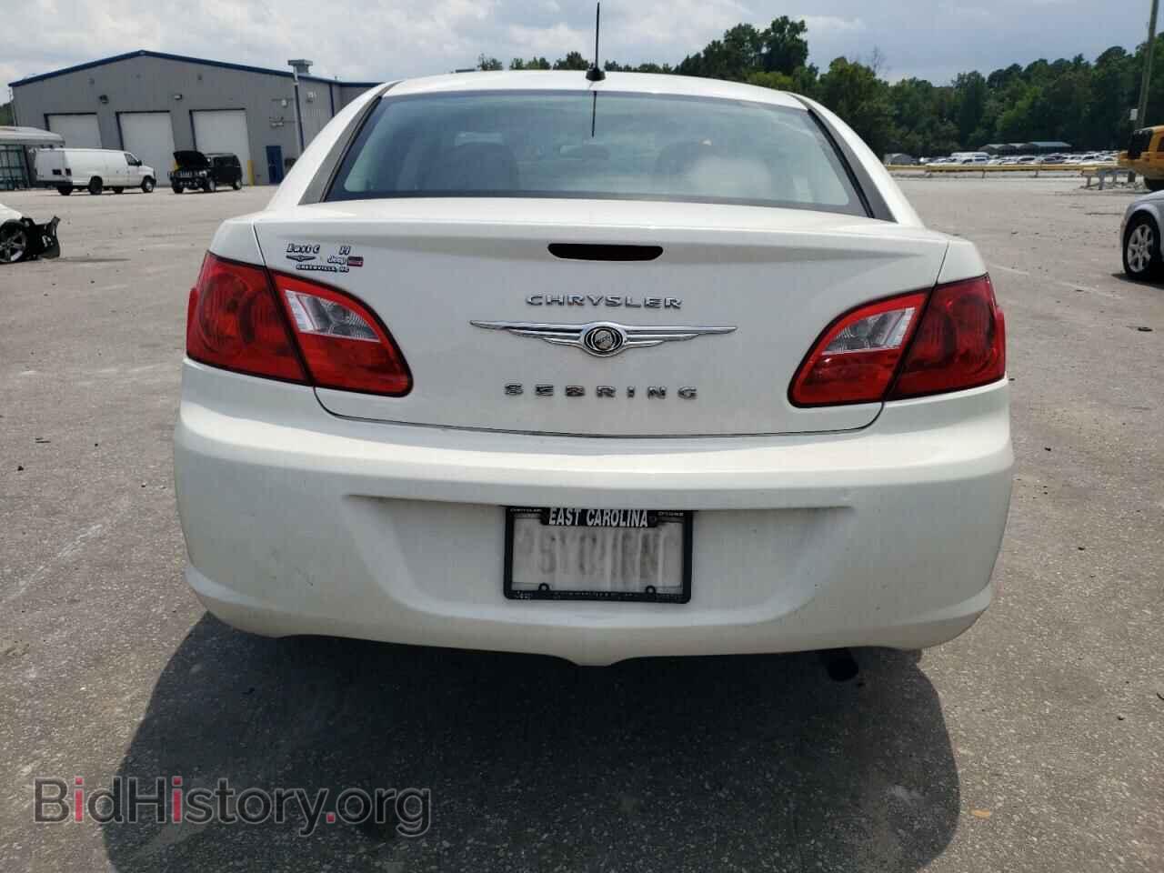 2010 CHRYSLER SEBRING - VIN: 1C3CC5FB7AN146852 - Фото 6