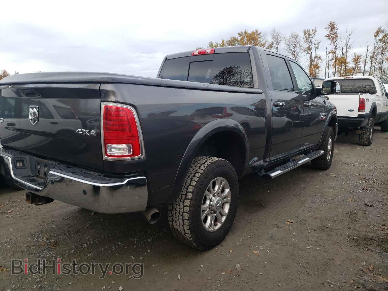 2015 RAM 2500 - VIN: 3C6UR5FL4FG632503 - Фото 4