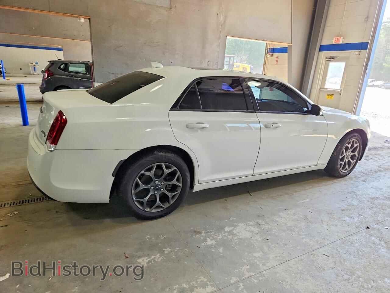 2017 CHRYSLER 300 - VIN: 2C3CCAGG0HH582660 - Photo 3
