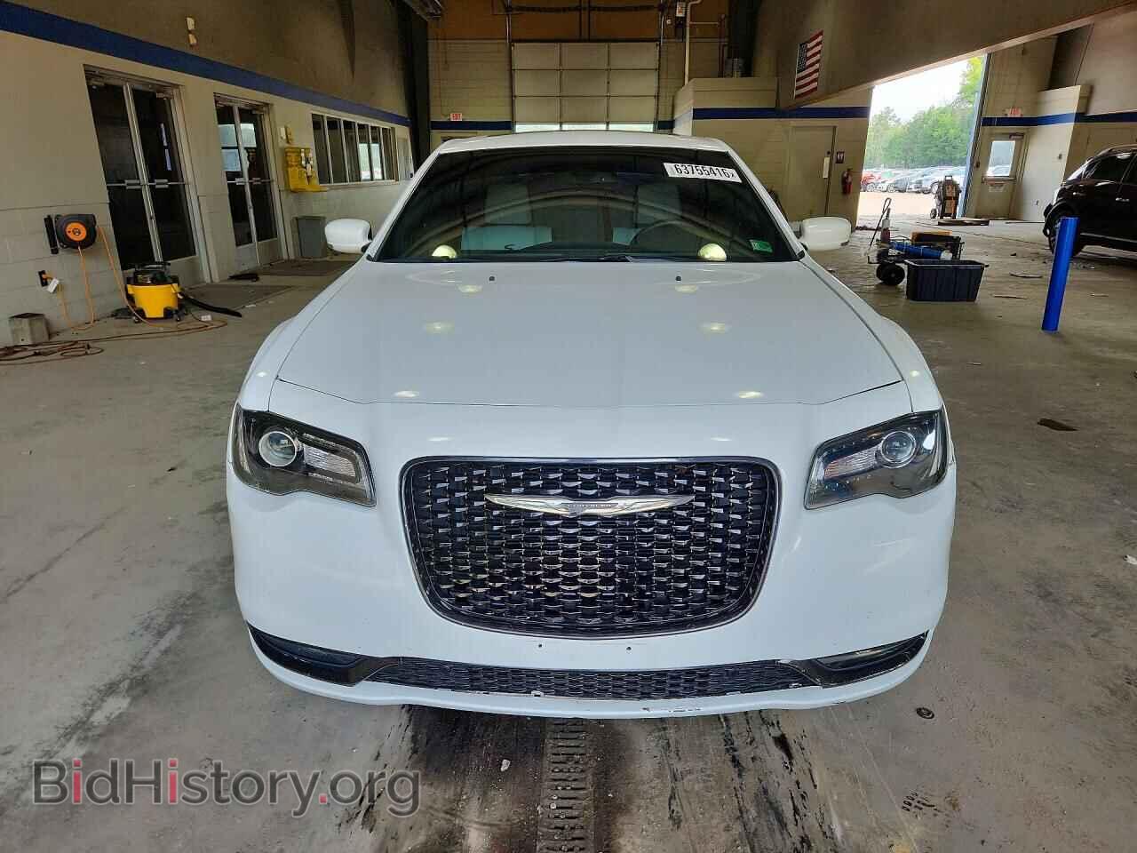 2017 CHRYSLER 300 - VIN: 2C3CCAGG0HH582660 - Photo 5