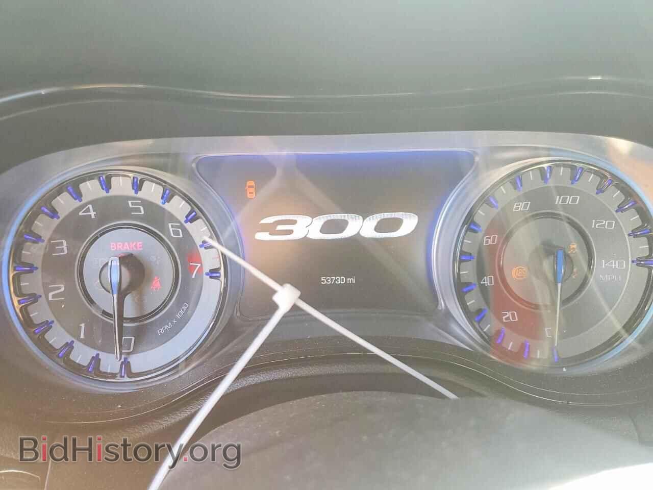 2017 CHRYSLER 300 - VIN: 2C3CCAGG0HH582660 - Photo 9