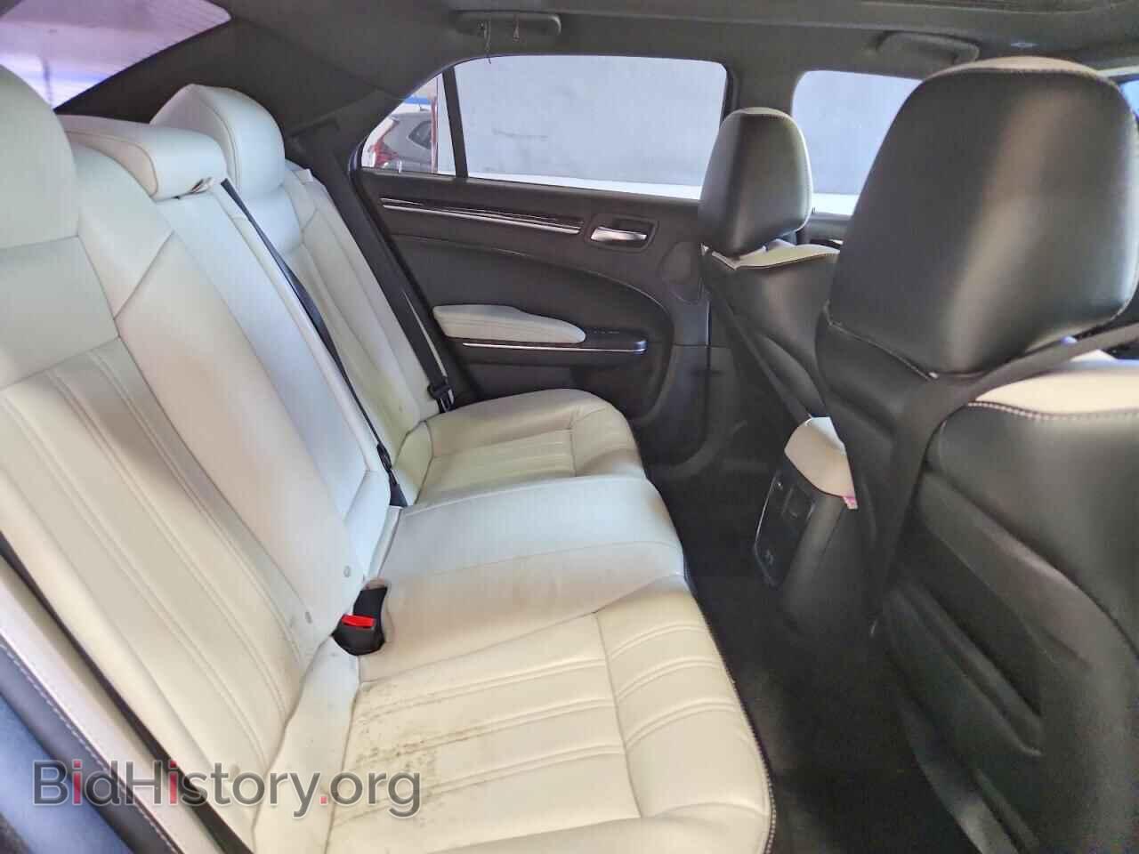 2017 CHRYSLER 300 - VIN: 2C3CCAGG0HH582660 - Photo 10