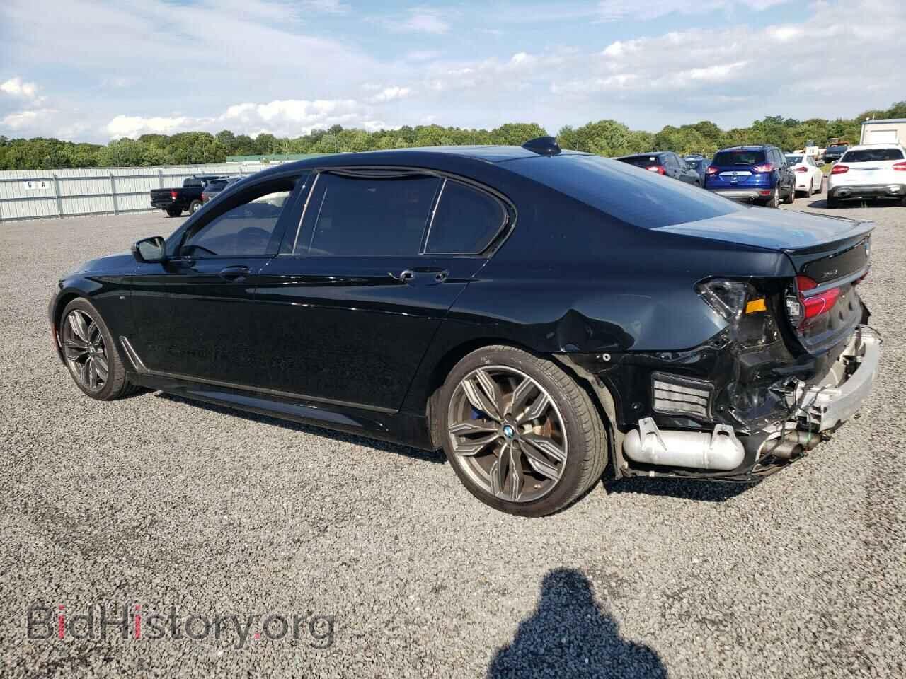 2019 BMW M7 - VIN: WBA7H6C5XKG615017 - Фото 2